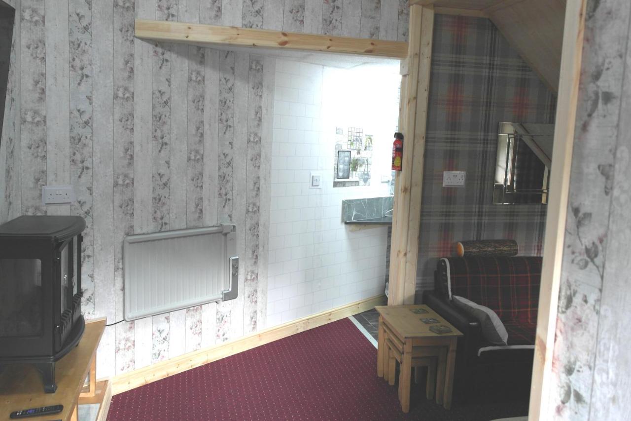 The Steading Highland Glen Lodge Drumnadrochit Eksteriør billede
